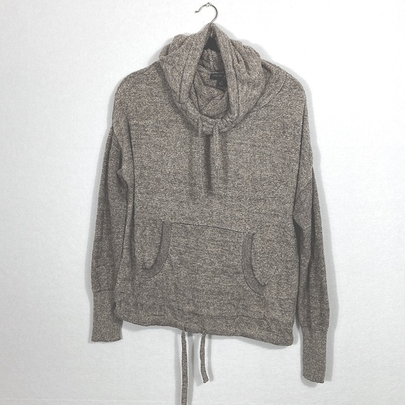 Barefoot Dreams CozyChic Ultra Lite® Funnel Neck Hooded Pullover size medium - Picture 4 of 14